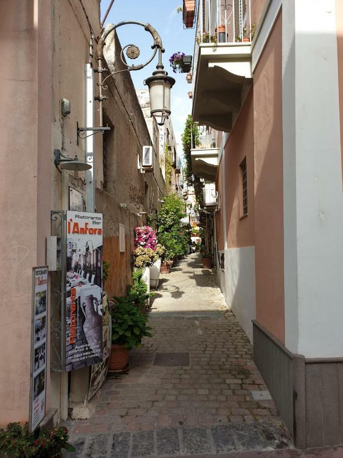 Lipari Suite Apartament エクステリア 写真