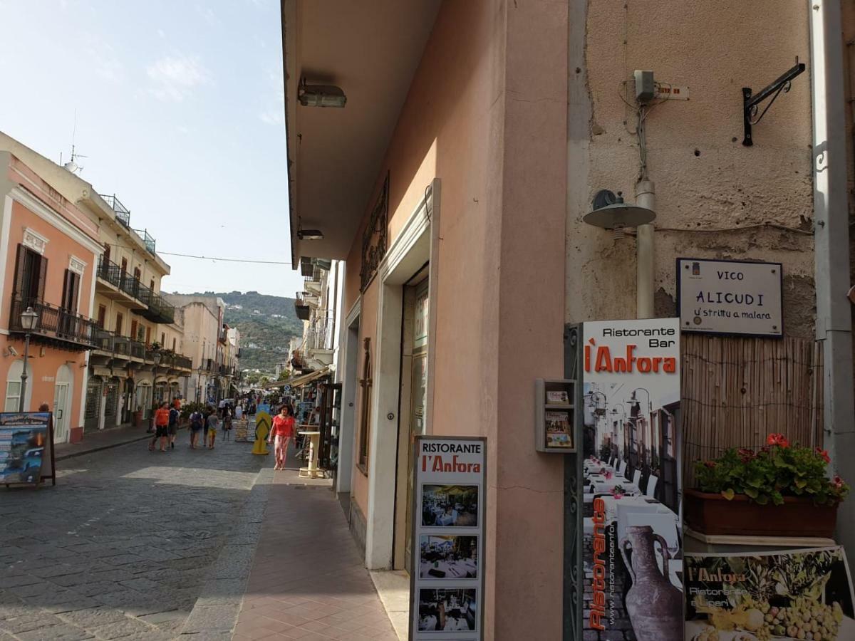 Lipari Suite Apartament エクステリア 写真